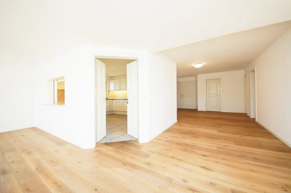 Herrschaftliche 4.5-Zimmer-Wohnung, 145 m2, mit voller Seesicht und grosser Terrasse – Foto 7 von 22