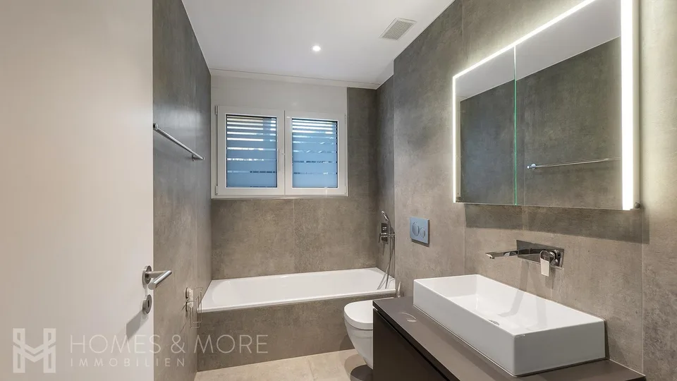MODERNE - AVEC BEAUCOUP D'ESPACE, JARDIN PRIVE ET ESPACE DE DETENTE – photo 9 sur 13