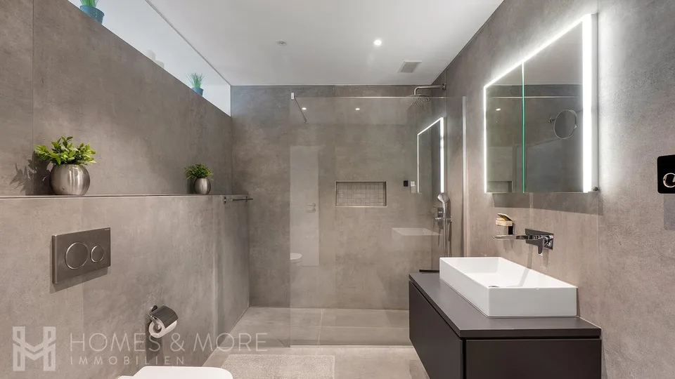 MODERNE - AVEC BEAUCOUP D'ESPACE, JARDIN PRIVE ET ESPACE DE DETENTE – photo 8 sur 13