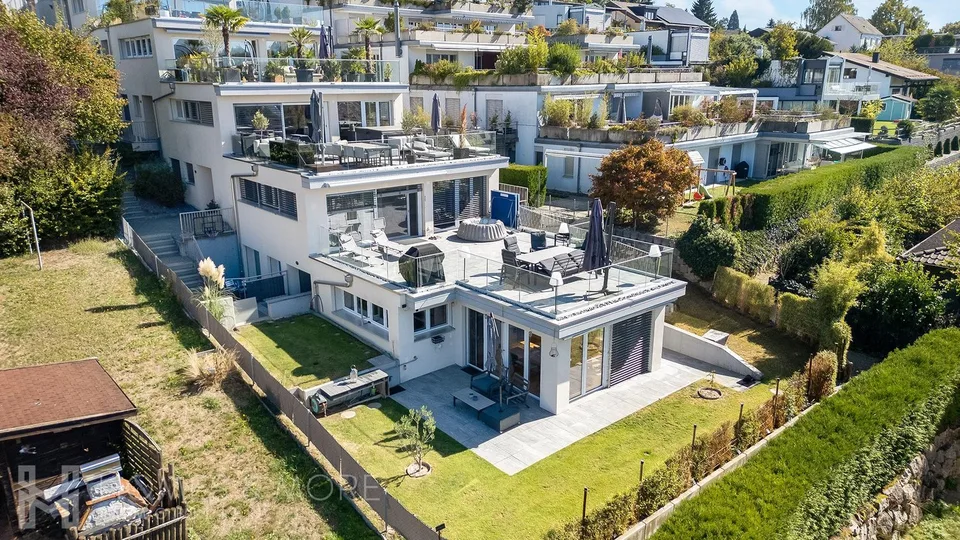 MODERNE - AVEC BEAUCOUP D'ESPACE, JARDIN PRIVE ET ESPACE DE DETENTE – photo 12 sur 13