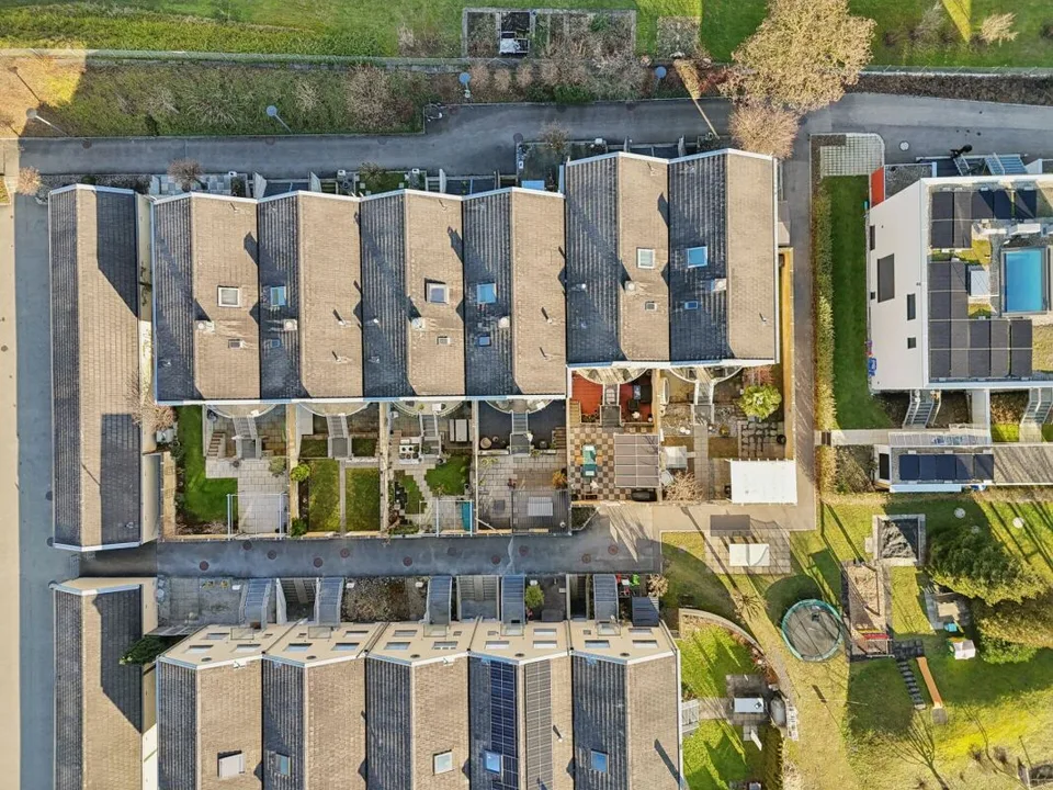 Casa a schiera in una posizione tranquilla e centrale – foto 21 di 21