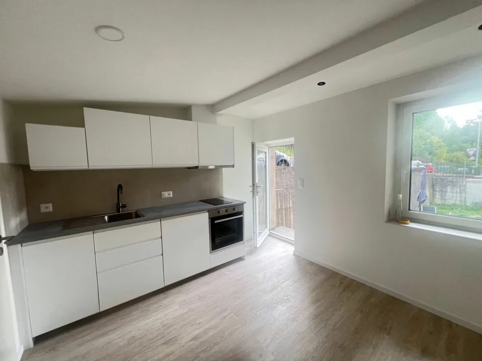 Unabhängiges Haus mit 1,5 Zimmern – Foto 2 von 7