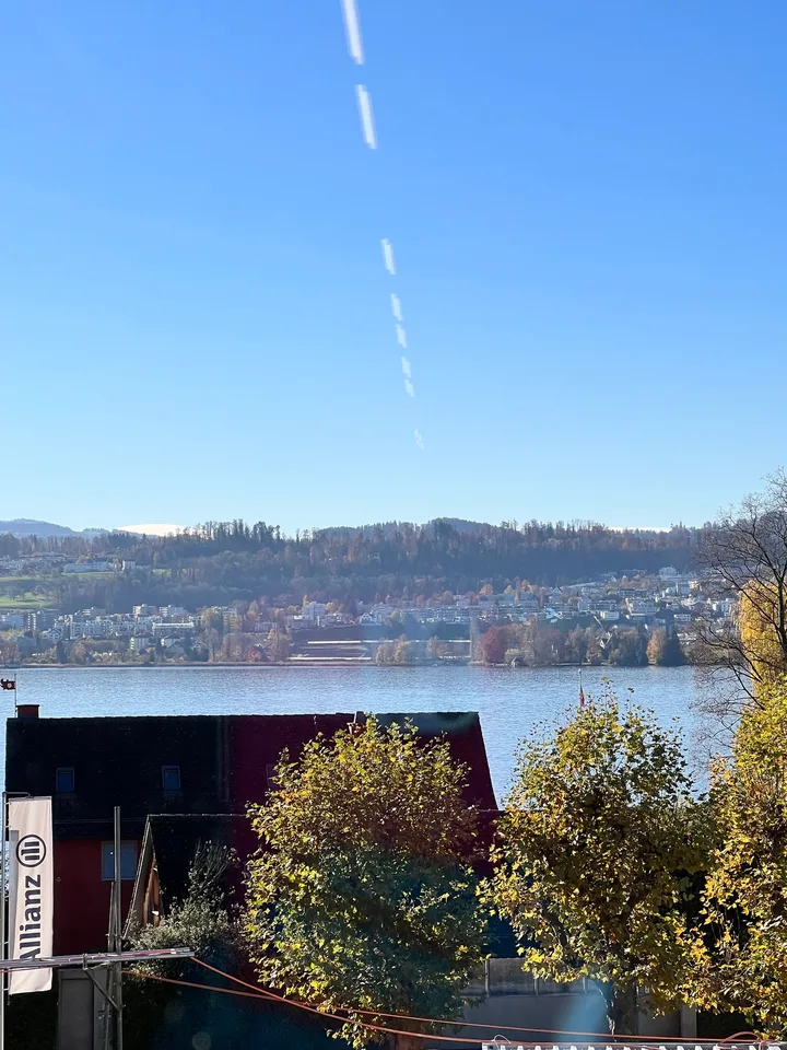 BÜRO 48 m² MIT SEESICHT & KLIMAANLAGE Inkl. Aussenparkplatz – per sofort verfügbar – Foto 3 von 7