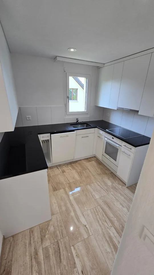 gemütliche 3.5 Zimmer Dachwohnung – Foto 2 von 10