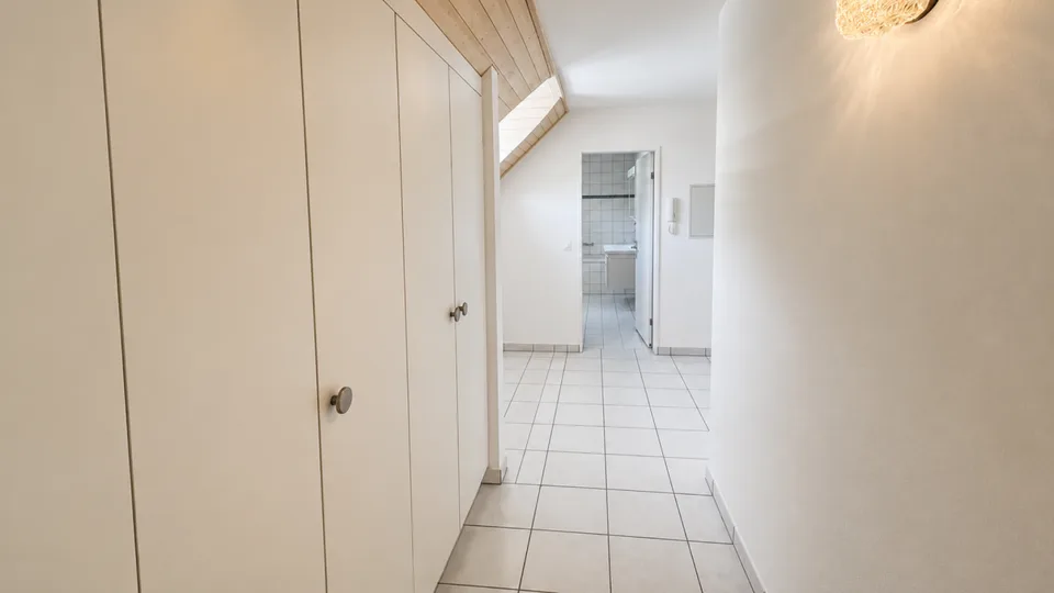 Maisonette affascinante di 2,5 locali in una posizione tranquilla – foto 5 di 10