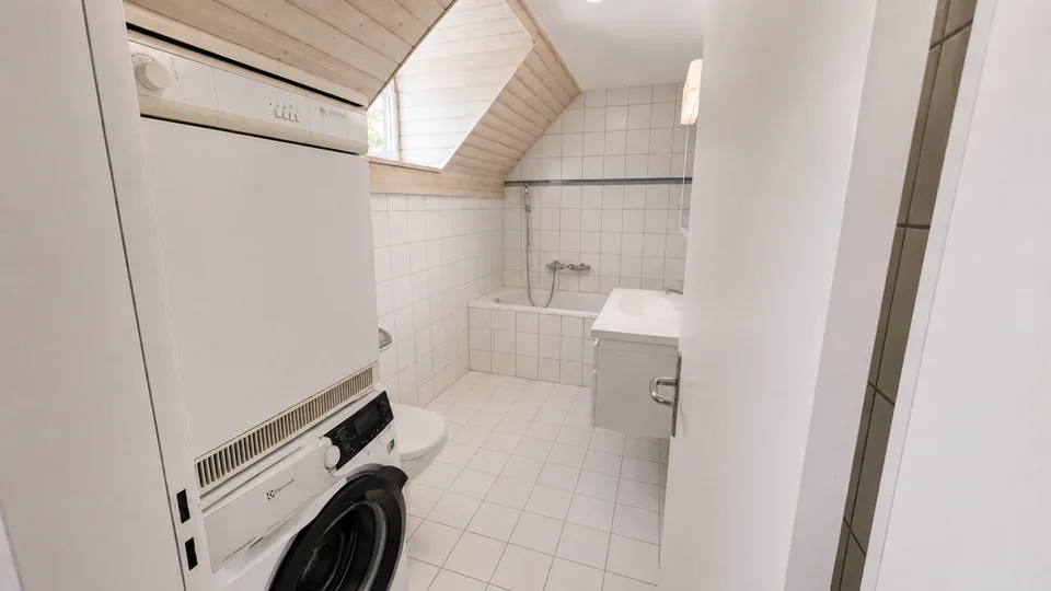 Maisonette affascinante di 2,5 locali in una posizione tranquilla – foto 9 di 10