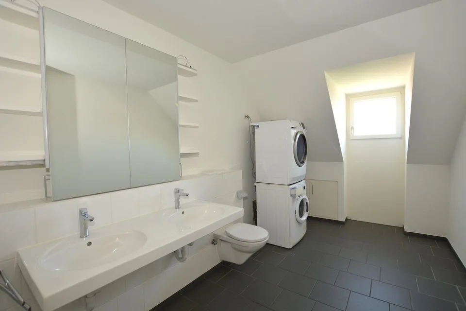 Appartements en duplex de 3,5 pièces – un espace de vie généreux sur deux niveaux à Oberwil – photo 10 sur 15