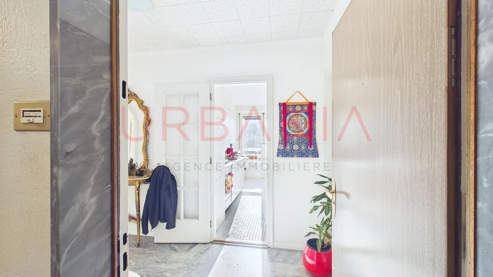 Helles 4-Zimmer-Apartment in erhöhtem Stockwerk im Herzen von Champel – Foto 6 von 7