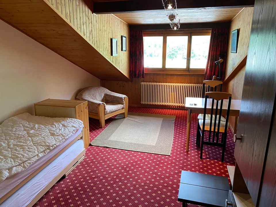 Wohn- und Geschäftshaus zum Verkauf – Les Diablerets – Foto 4 von 9