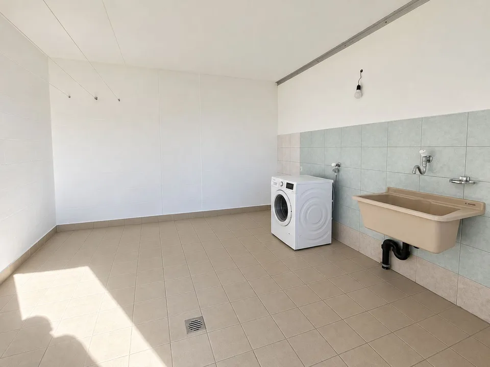 Luminoso 3.5 locali in posizione tranquilla | Helle 3.5-Zimmer-Wohn... – Foto 8 von 9
