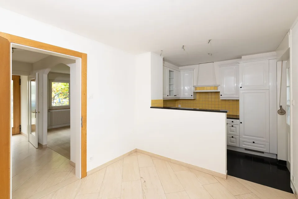 Schönes 4-Zimmer-Reiheneinfamilienhaus in Basel – Foto 6 von 12