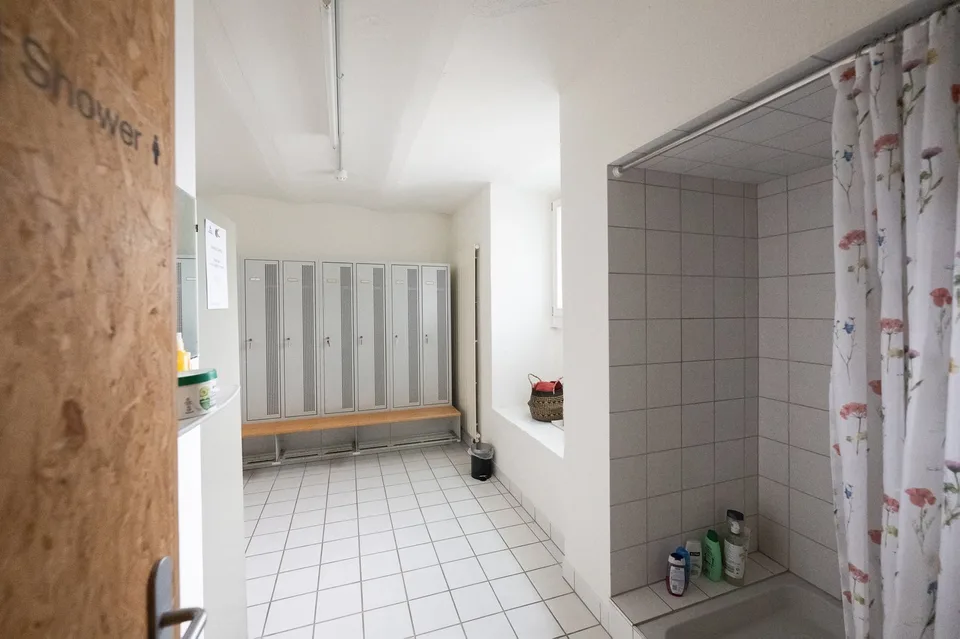 Espace de bureau dans un emplacement central à Davos Platz – photo 9 sur 9