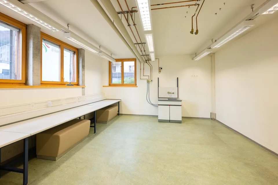 Espace de bureau dans un emplacement central à Davos Platz – photo 5 sur 9
