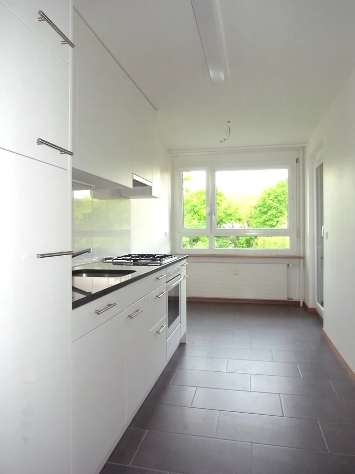 teilsanierte 2.5-Zimmerwohnung – Foto 7 von 11