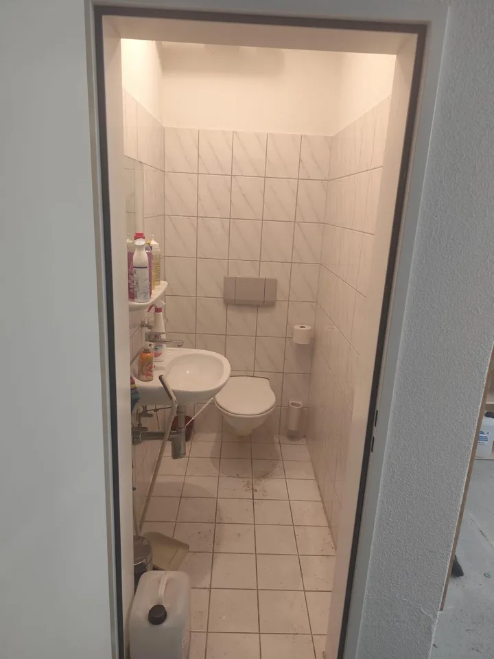 Vielseitige Gewerbefläche mit 140 m² in Lupfig zu vermieten – Foto 11 von 12