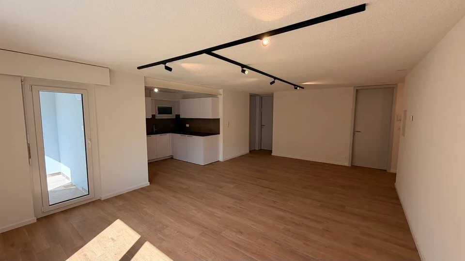 Schönes 3,5-Zimmer-Apartment im 2. Stock – Foto 2 von 14