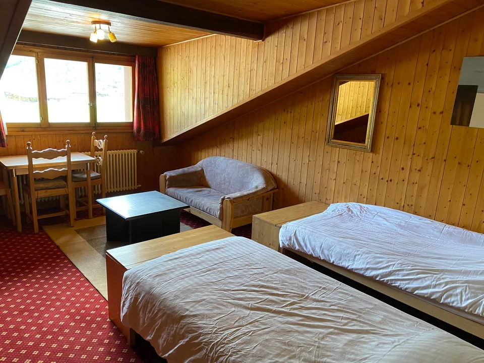 Immeuble résidentiel et commercial à vendre – Les Diablerets – photo 5 sur 9