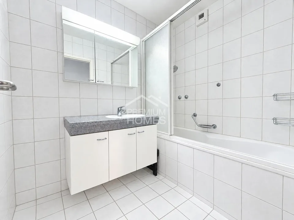 A home with special advantages – photo 8 of 10