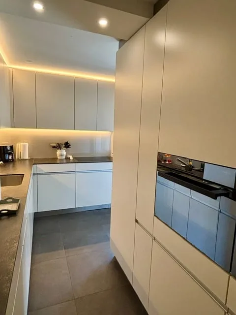 Una casa sul lago di Thun – appartamento 4 ½ locali con vista lago e montagna – foto 6 di 15