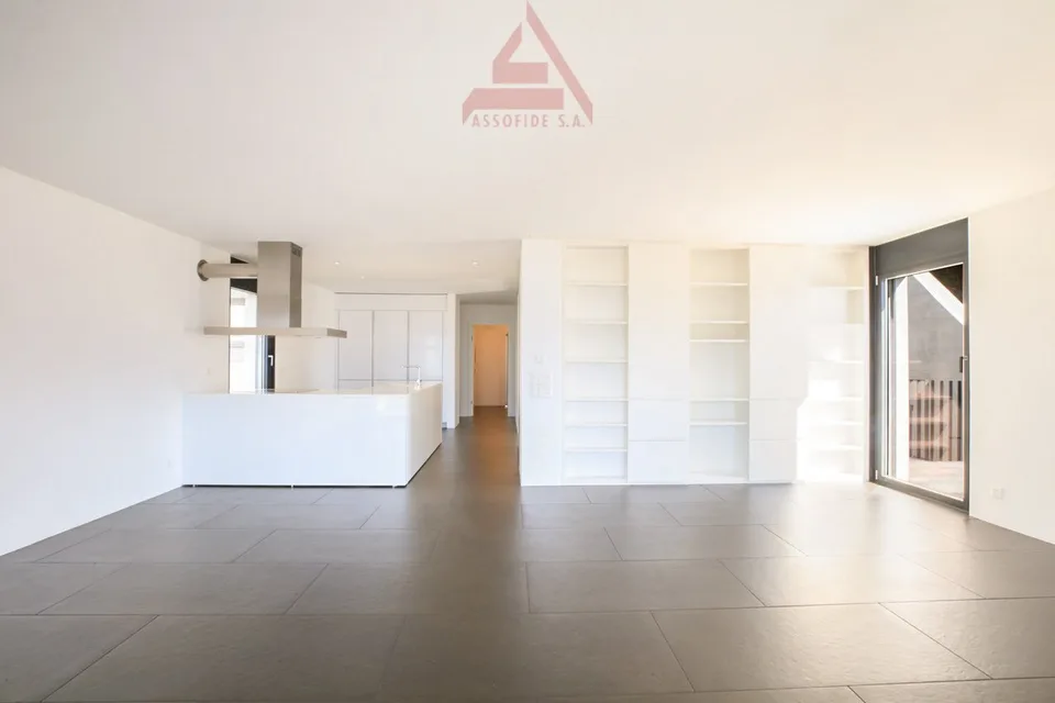 App. con stupenda vista lago / Wohnung mit traumhafter Seesicht – Foto 4 von 15