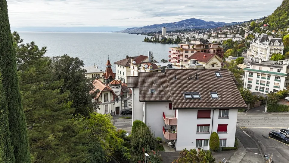 Charming renovated apartment with balcony – photo 11 of 13