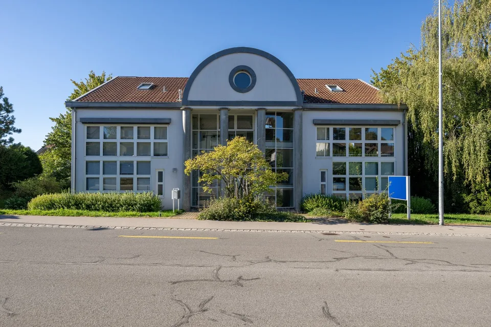 Posizione commerciale esclusiva per la tua azienda a Muri! – foto 17 di 19