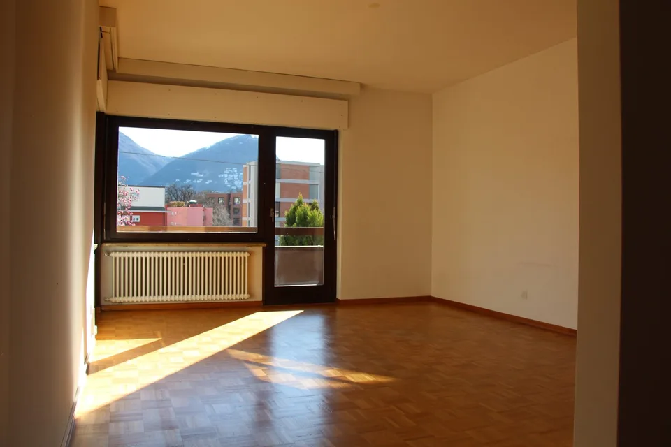 AFFITTASI SPAZI UFFICI DI CA. MQ 100 A LUGANO – foto 6 di 11