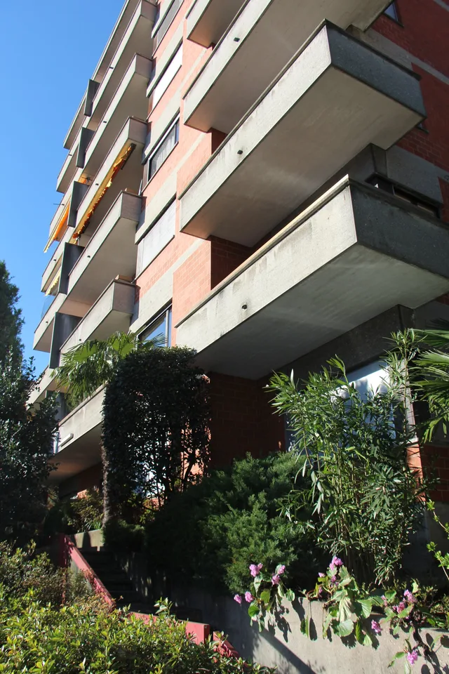 AFFITTASI SPAZI UFFICI DI CA. MQ 100 A LUGANO – foto 2 di 11