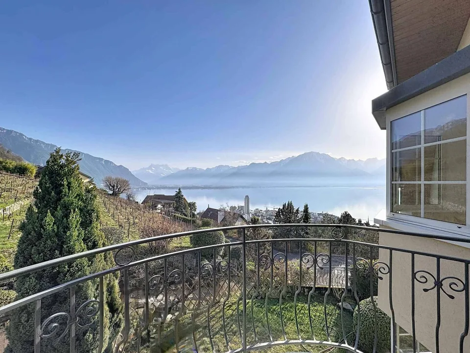 2 rooms of 66 m2 with balconies + large annex room – photo 2 of 11