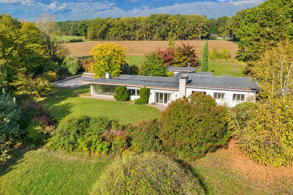 10 Zimmer Villa in Meyrin – photo 14 of 26
