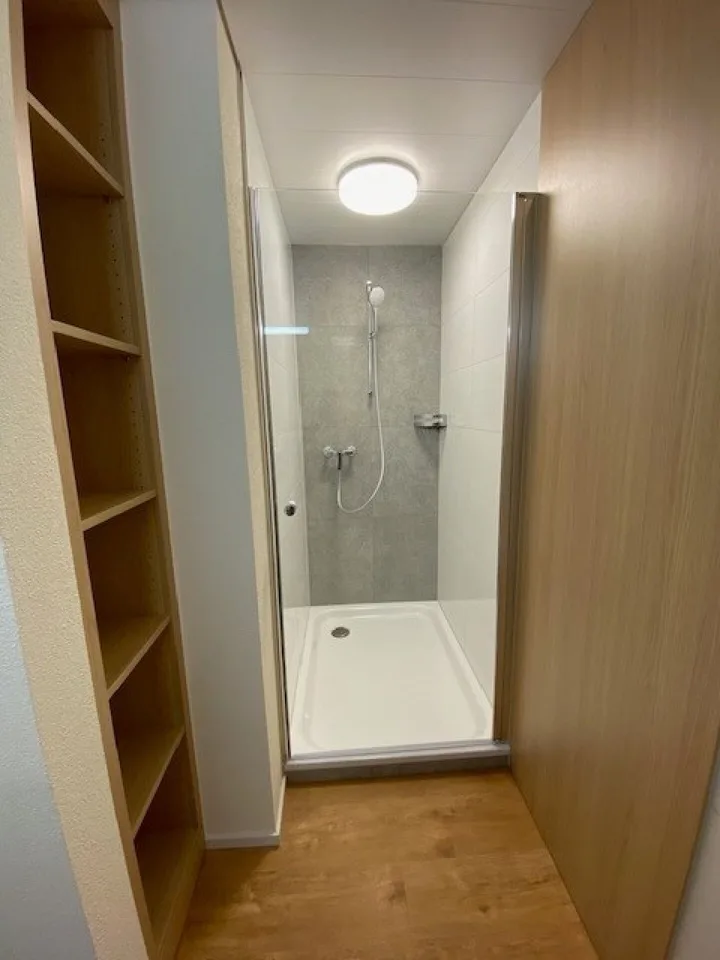 2.5 ROOM APARTMENT IN A QUIET LOCATION – photo 10 of 13