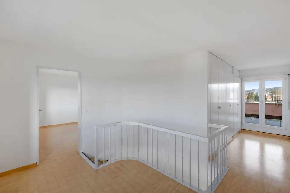 Vivere su 2 piani con balcone e terrazza – foto 2 di 10