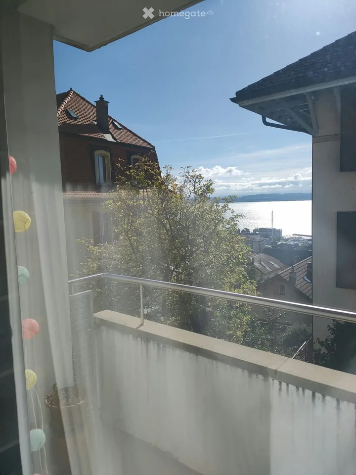Two-room apartment at Chemin des pavés 8 in Neuchâtel – photo 2 of 5