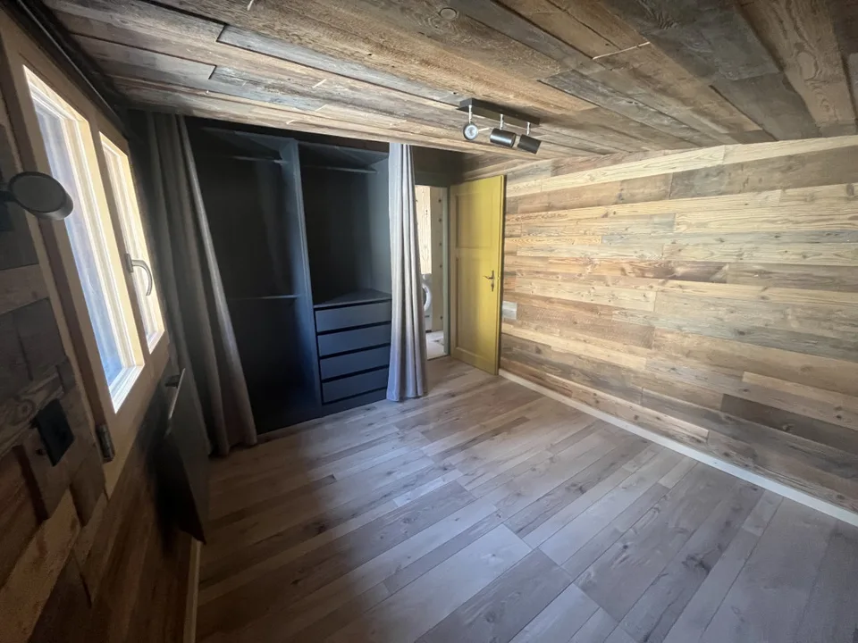 Wohnung 3.5 Zimmer + Studio – Foto 2 von 11