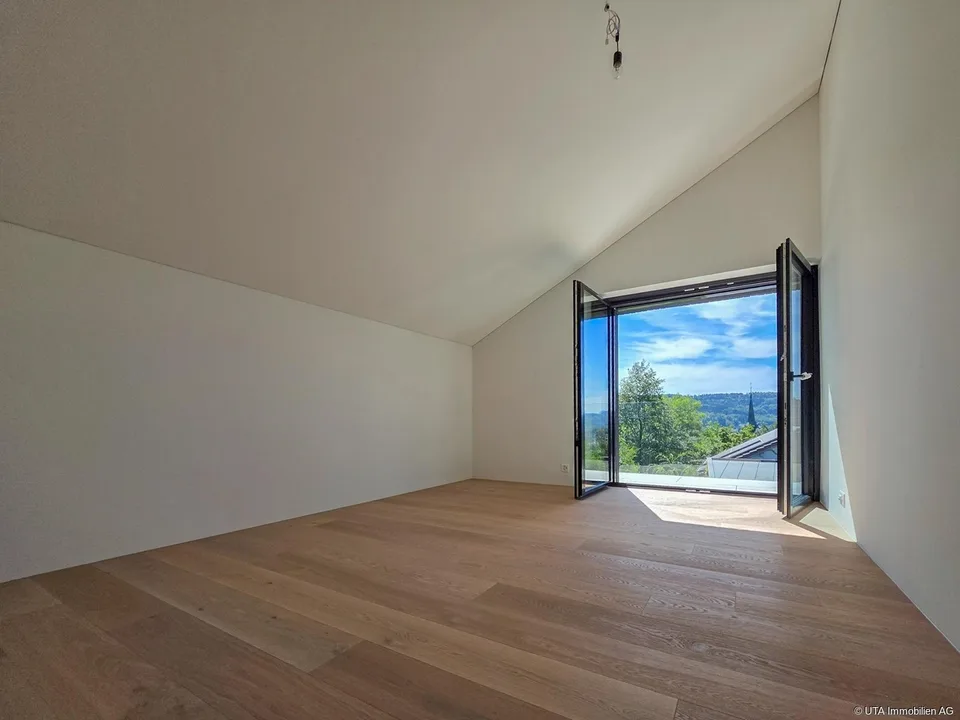 Kernsaniert, grosszügig und modern mit sensationeller Aussicht – Foto 10 von 13