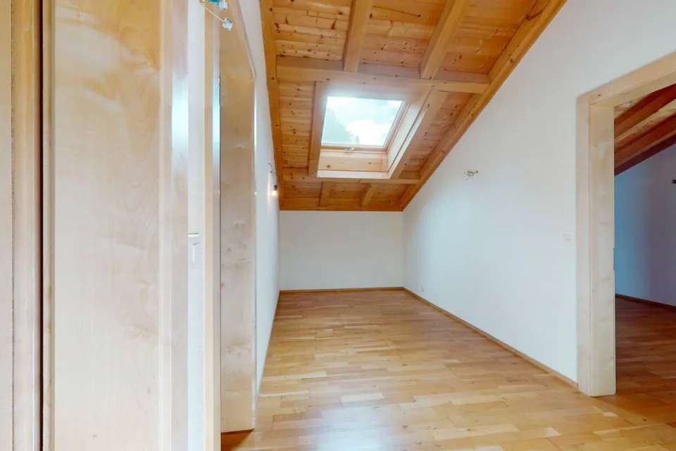 5.5 Zimmer Einfamilienhaus in Jaun – photo 17 sur 20
