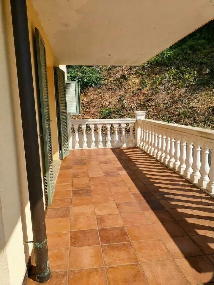 Ampio appartamento di 5,5 locali in vendita a Soyhières con grande balcone di 35m – foto 7 di 26