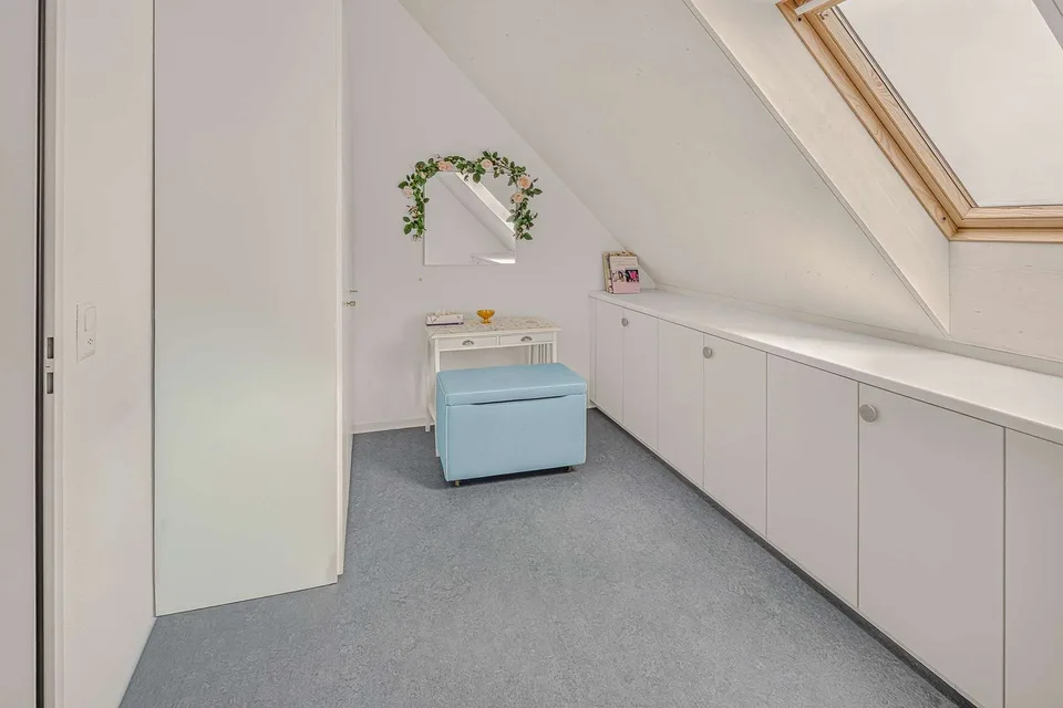Stadtnahes Wohnen mit vielseitigen Möglichkeiten – Foto 10 von 12