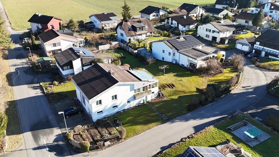 Einfamilienhaus an ruhiger & sonniger Wohnlage in Berneck – Foto 2 von 7