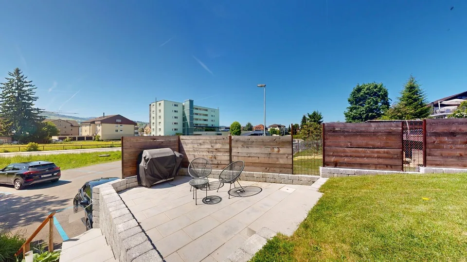 Maison familiale attrayante de 5,5 pièces dans un quartier résidentiel central – photo 12 sur 13