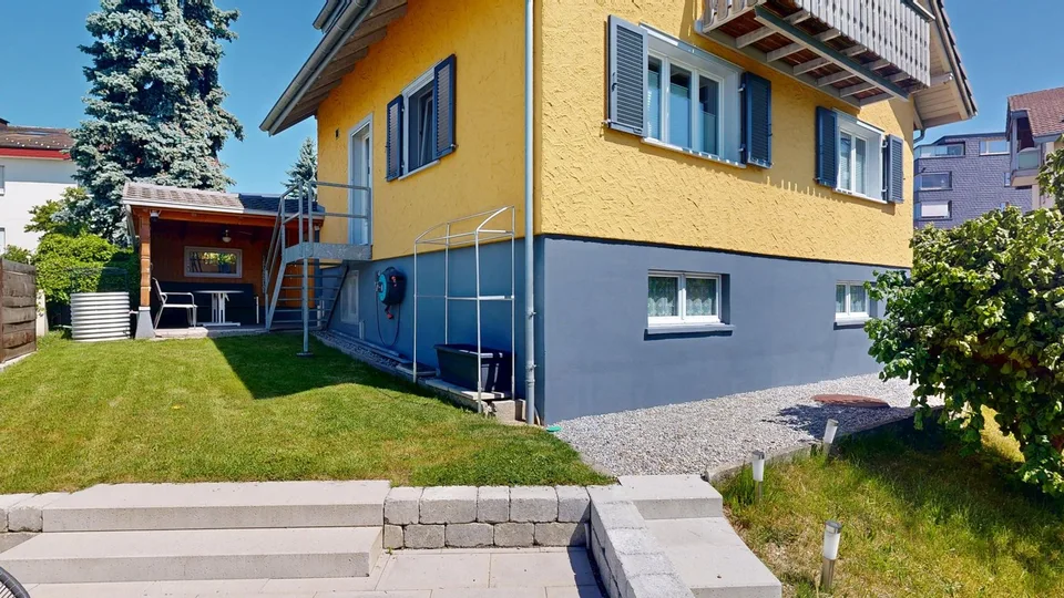 Maison familiale attrayante de 5,5 pièces dans un quartier résidentiel central – photo 13 sur 13