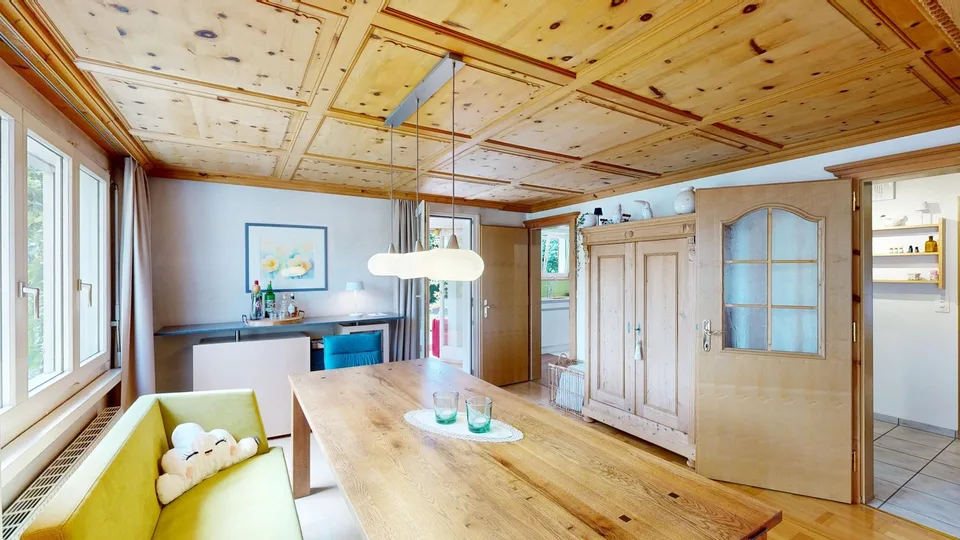 Grosszügiges Einfamilienhaus mit Einliegerwohnung und Büroräumlichkeit – Foto 7 von 13