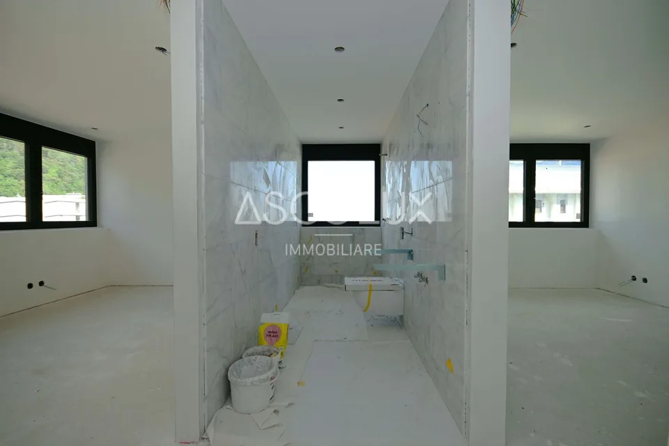 Exklusive Attikawohnung mit grosser gedeckter Terrasse – 3 Parkplätze inklusive – Foto 10 von 28