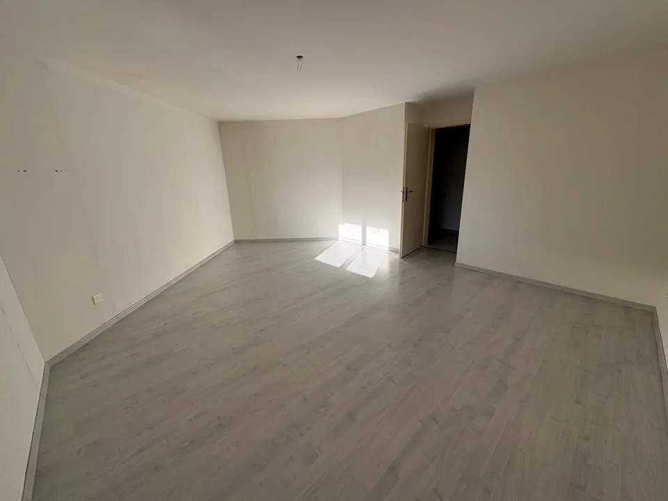 ***Appartamento luminoso 4.5 locali con balcone*** – foto 14 di 17