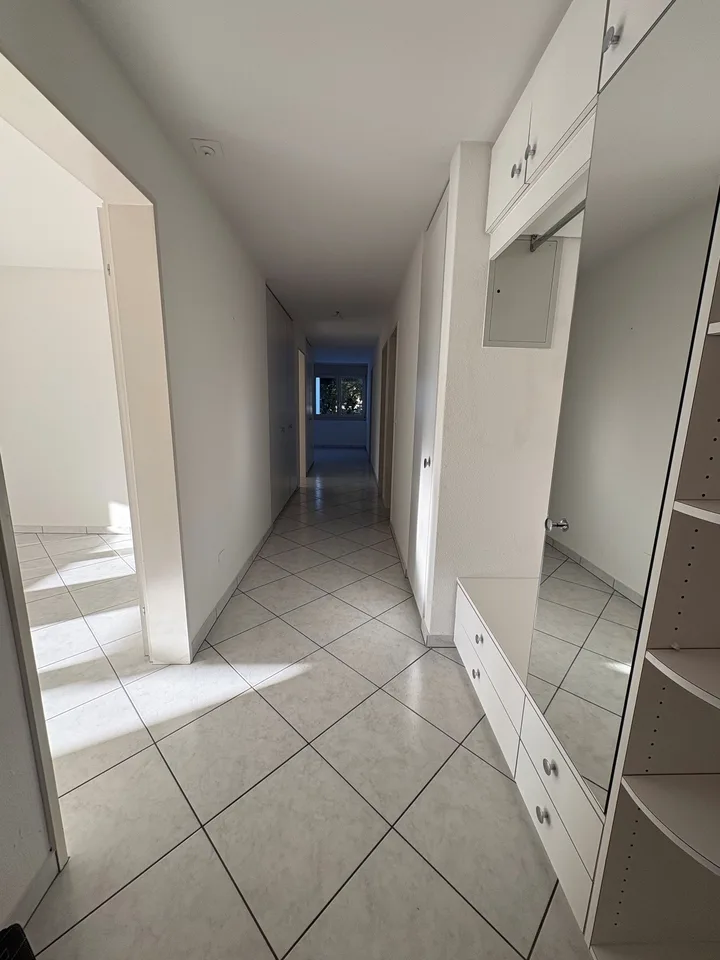 ***Appartamento luminoso 4.5 locali con balcone*** – foto 9 di 17