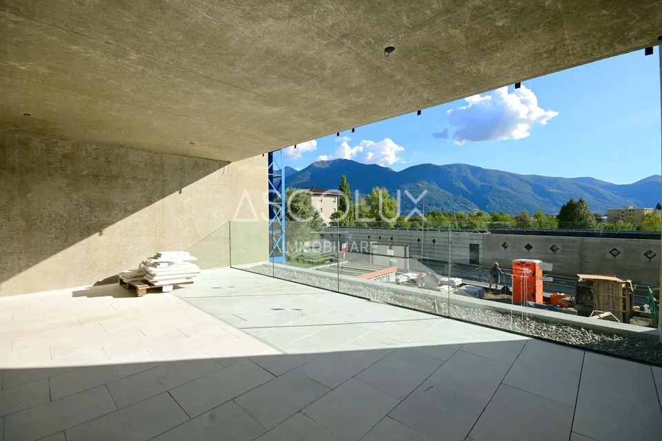 3.5 Locali con Terrazza Coperta di Grandi Dimensioni e 2 posteggi inclusi – foto 2 di 28