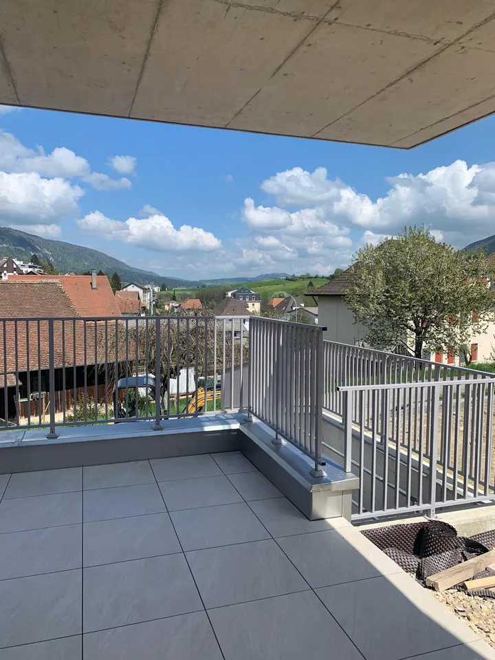Neue 4-Zimmer-Wohnung mit Balkon in Tavannes – Foto 9 von 9