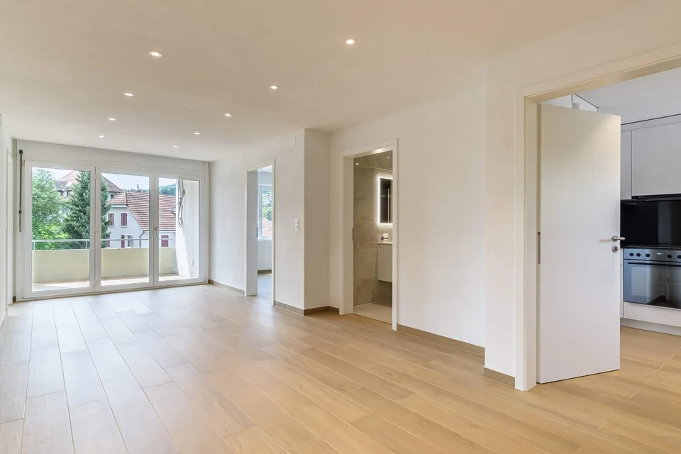 Helle 5.5-Zimmer-Wohnung in Grenchen mit Balkon und Alpenblick – Foto 16 von 24