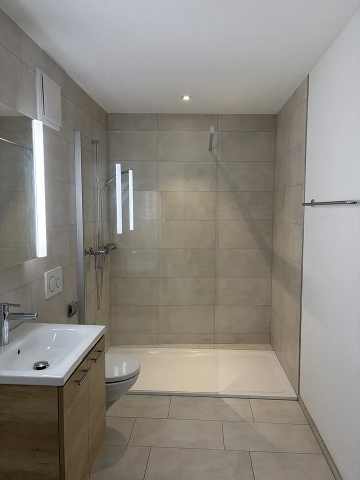 3.5 Zimmerwohnung im 2. Stockwerk in Kerzers – foto 4 di 6