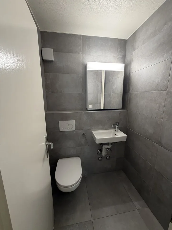 4.5 Zimmerwohnung im Erdgeschoss in Kerzers – foto 7 di 7